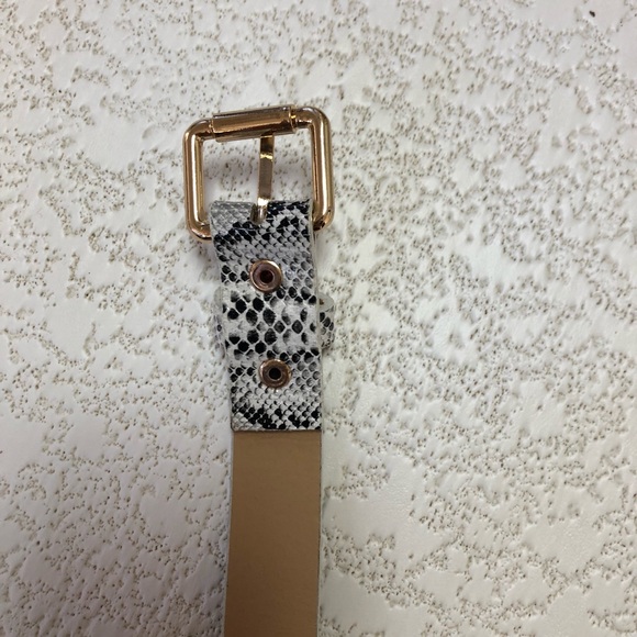 BELT SUPER CUTE NEW - Picture 5 of 7